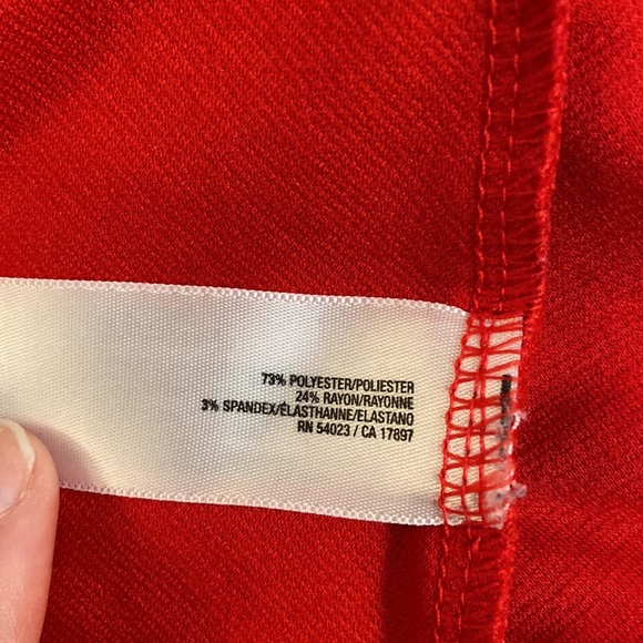 Cap sleeve red dress - Picture 5 of 5